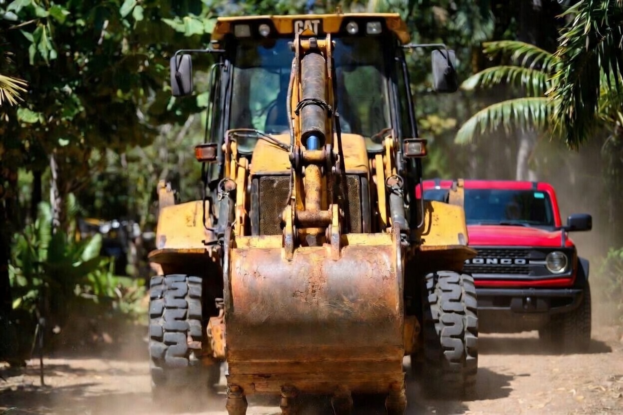 3 days after Browne says Pringle’s business should be destroyed, a backhoe executes the sentence